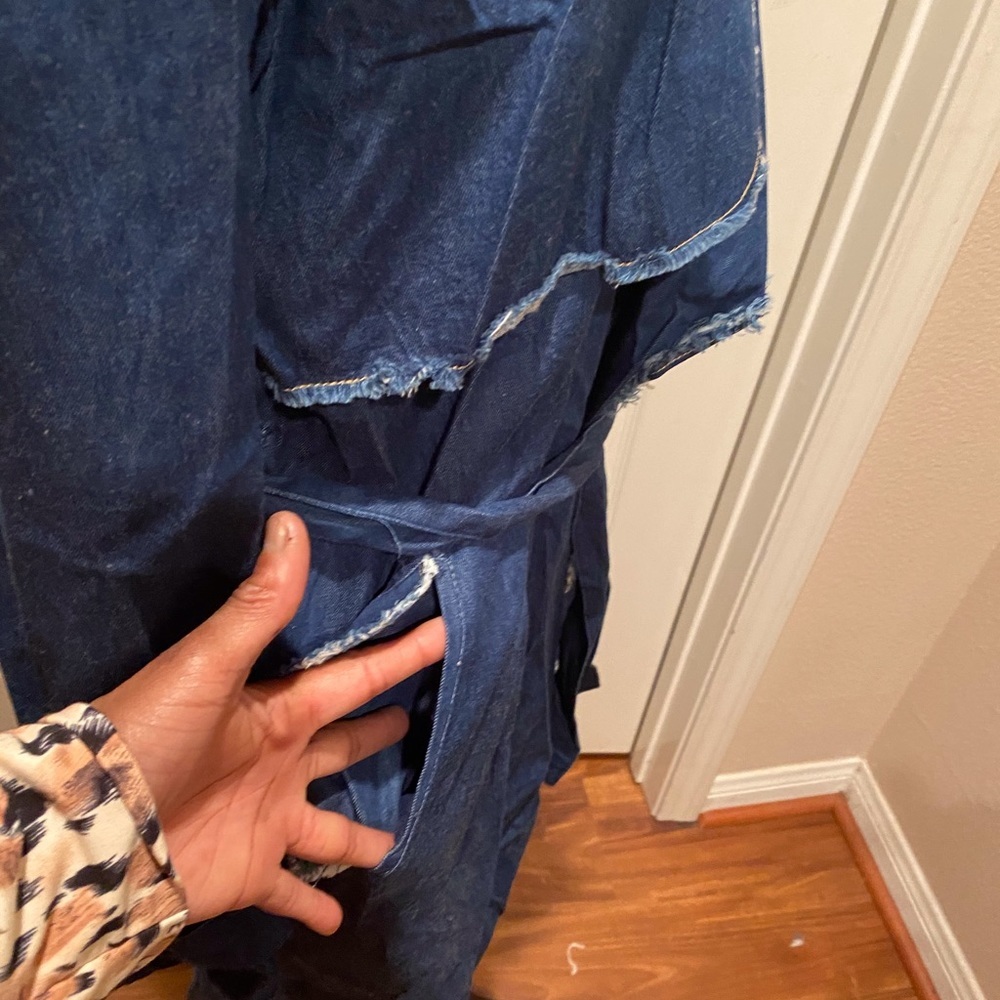 Denim distressed trench. - Picture 4 of 5